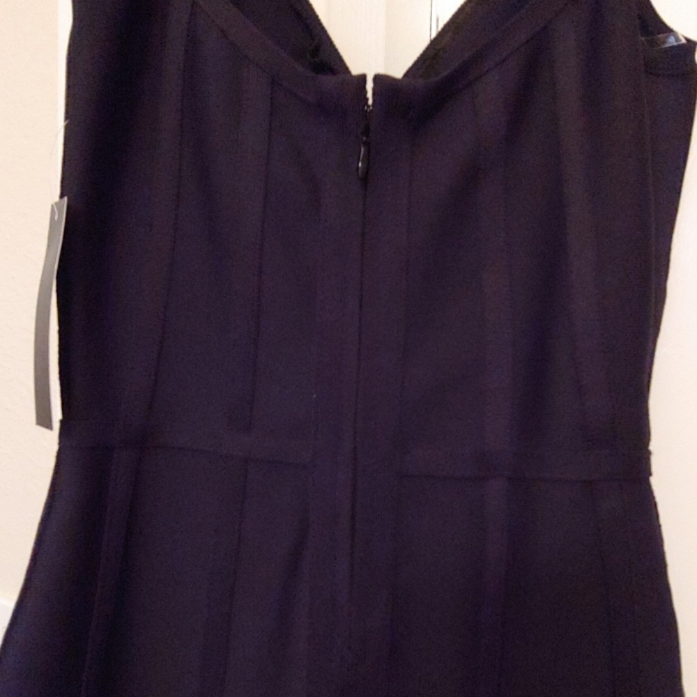 Venus Bandage Bodycon Dress - Picture 4 of 5
